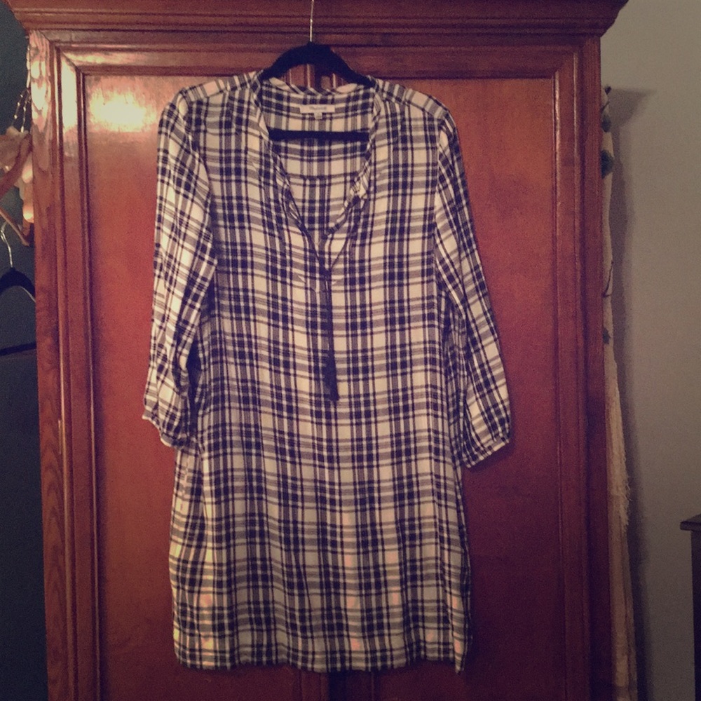 Madewell Plaid Tunic, v neck with tassels
